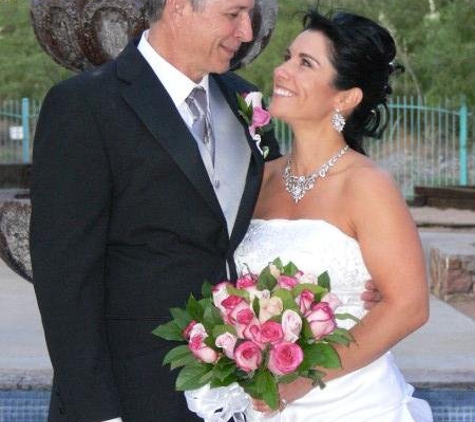 A Wedded Bliss, Annie Lane, Officiant - Chino Valley, AZ