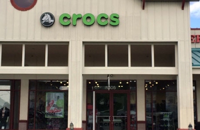 crocs tanger outlet