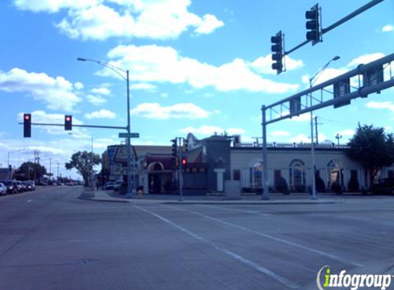 Old Warsaw Restaurant - Harwood Heights, IL