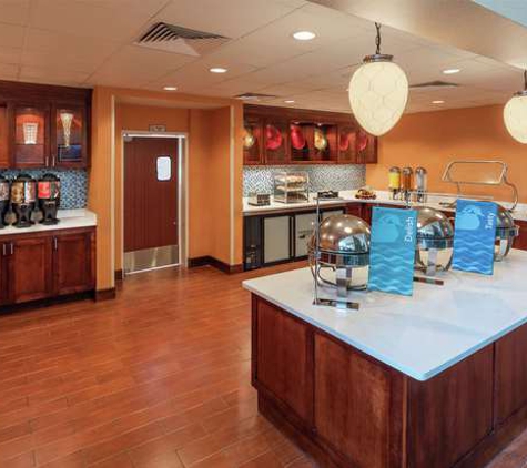 Homewood Suites by Hilton Virginia Beach/Norfolk Airport - Virginia Beach, VA