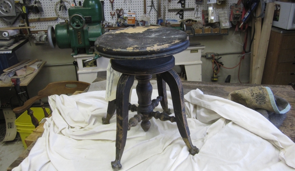 Rob Hickey Furniture - Trenton, MI. piano stool