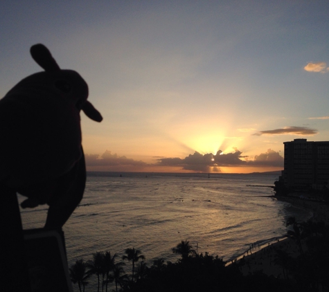 Aston Waikiki Circle Hotel - Honolulu, HI