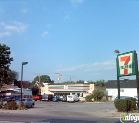 7-Eleven - Chicago, IL