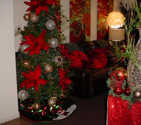 Cherry's Assisted Living Home - Tucson, AZ. 2023 Christmas Tree