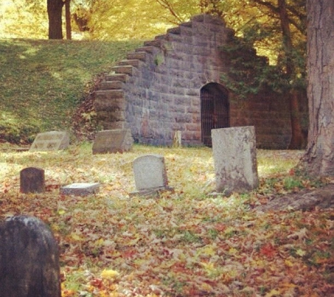 Oakwood Cemeteries - Syracuse, NY