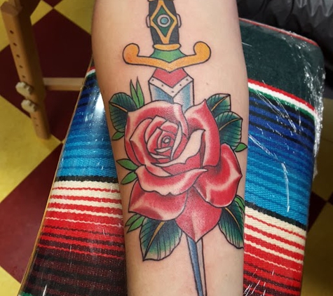 Avenue Tattoo - Santa Rosa, CA