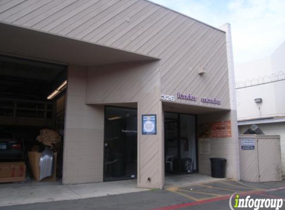 Crash Champions Collision Repair Encinitas (formerly Fender Mender) - Encinitas, CA