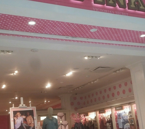 Victoria's Secret - National City, CA