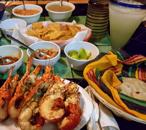 Wild Foodie Tours - San Ysidro, CA. Puerto Nuevo Lobster Dinner Tour