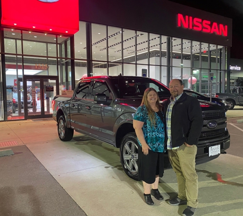 Benton Nissan Of Columbia - Columbia, TN