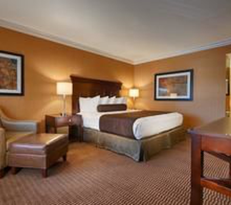 Best Western Plus Carriage Inn - Sherman Oaks, CA