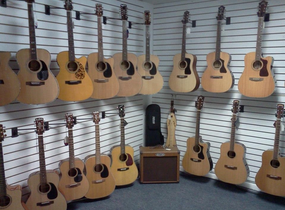 Jensen Guitars & Willow River Music - Longmont, CO