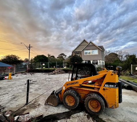 Sydney Mini Bobcat Hire - Glenorie, NSW. Mini bobcat