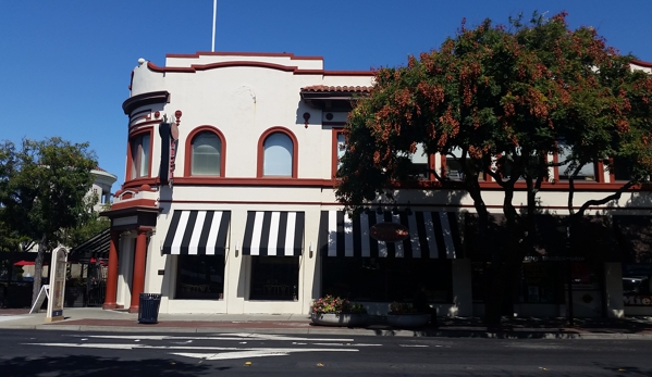 Clayton Dental Group - Concord, CA. Skipolini's Pizza at 10 minutes drive to the northwst of Concord dentist Clayton Dental Group