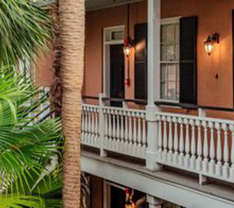 The Elliott House Inn - Charleston, SC