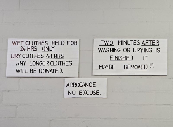Maddington Laundromat - Maddington, WA. False advertisement