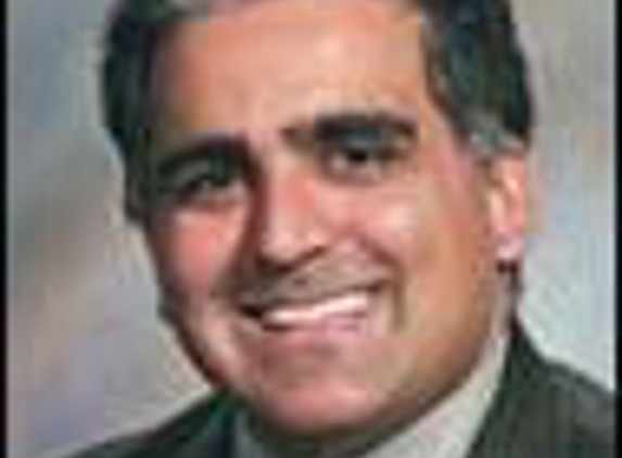 Dr. Neal D Bhatia, MD - Milwaukee, WI