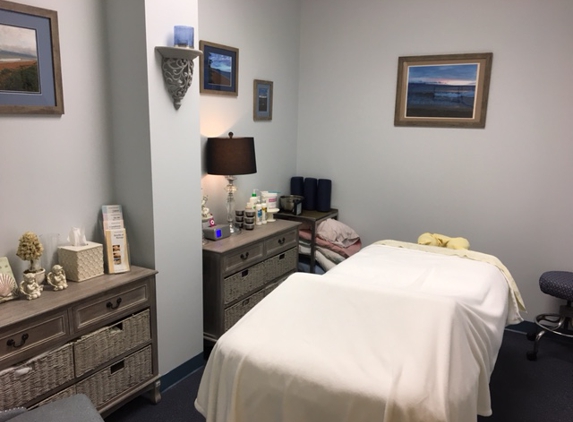 Hodes Chiropractic LLC - Waterbury, CT. Massage Room