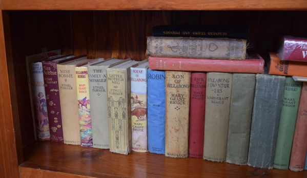 Lydiard Furniture & Antiques - Soldiers Hill, VIC