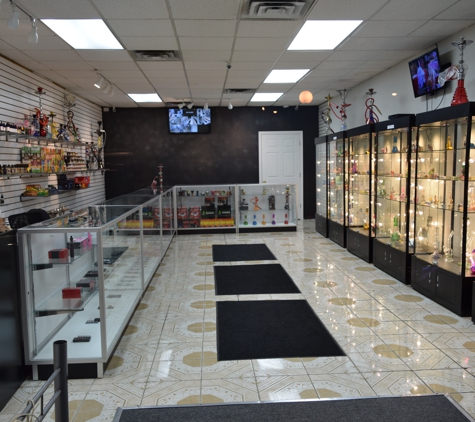 Smoker's Heaven Smoke & Vape Shop - Jersey City, NJ