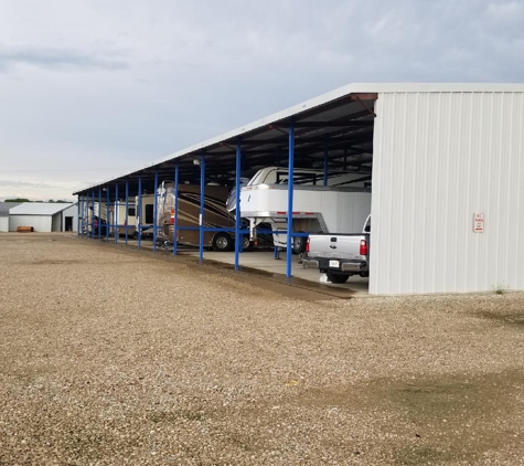 Shoreline Boat RV & Self Storage - Crowley, TX