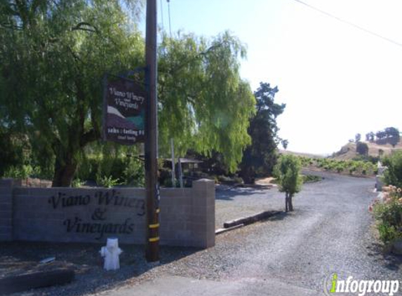 Viano Vineyards - Martinez, CA