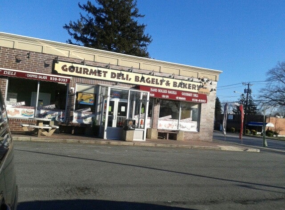 Central Bagels and Deli - Bethpage, NY