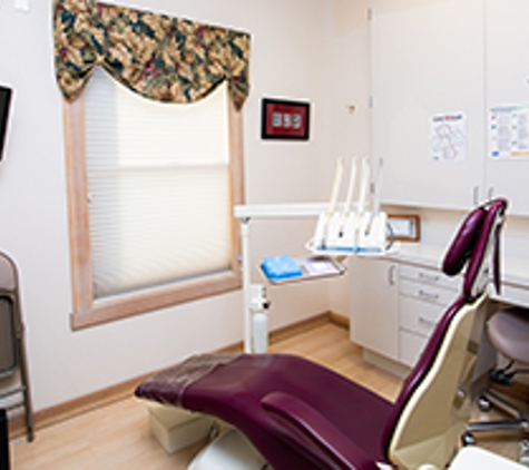 Distinctive Dentistry - Clackamas, OR