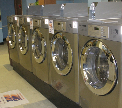 Super Clean Laundromat - Dracut, MA