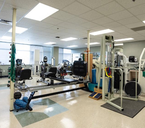 Memorial Hermann Sports Medicine & Rehabilitation - Alvin - Thelma Ley Anderson YMCA - Alvin, TX