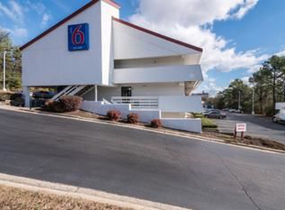 Motel 6 - Birmingham, AL