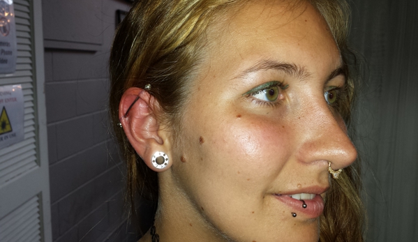 METALink Piercings hawaii - Waipahu, HI