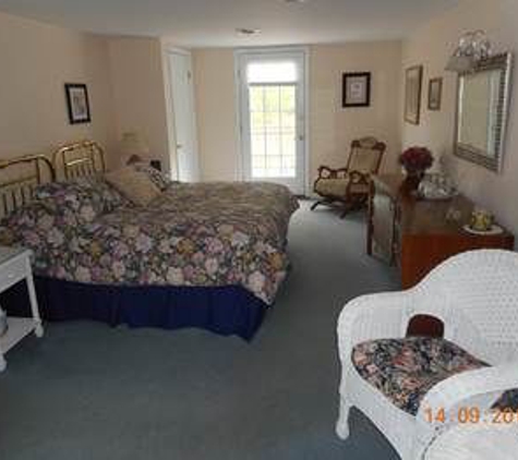 Hudson Manor Bed and Breakfast - Watkins Glen, NY