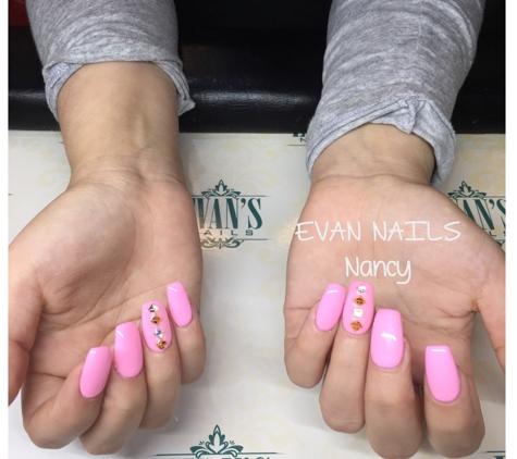 Evan Nails - Houston, TX