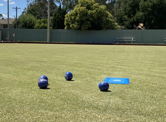 Harden District Bowling Club - Harden, NSW. Beautiful bowling greens at harden