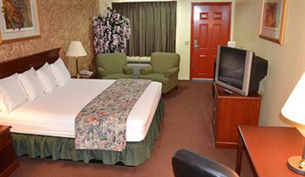 Executive Inn & Suites - Magnolia, TX