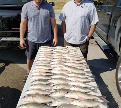 Final Cast Guide Service - Eagle Mountain Lake - Bridgeport, TX