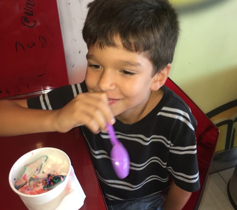 Yo Yo's Frozen Yogurt - Harker Heights, TX