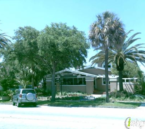 Craftsman House - Saint Petersburg, FL