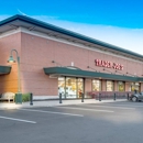 Willow Lake West - Grocery Stores