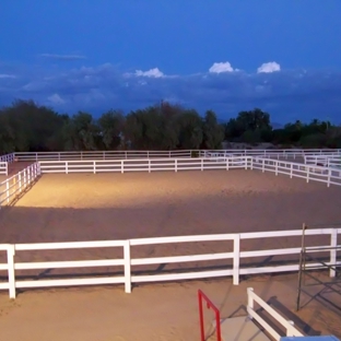 Diamond T Equestrian - Fort Mohave, AZ