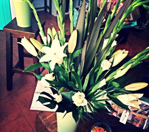 O'Tor du Flowers Hampers & Gifts - Goondiwindi, QLD