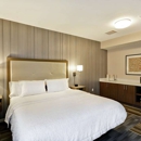 Hampton Inn and Suites Los Angeles Burbank Airport - Hotels