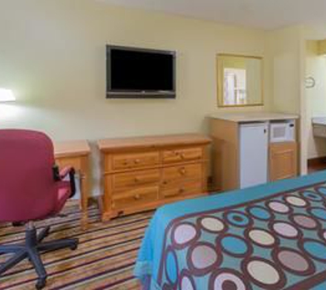 Super 8 by Wyndham Norcross/I-85 Atlanta - Norcross, GA