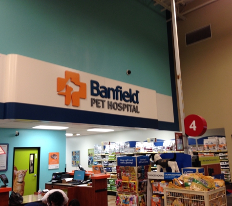 Banfield Pet Hospital - Hurst, TX