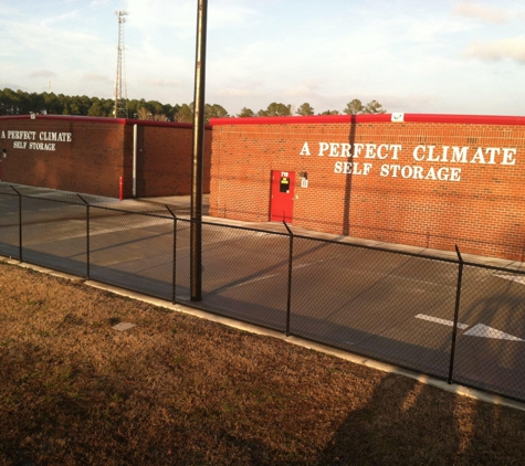 A Perfect Climate Self Storage - Jacksonville, NC