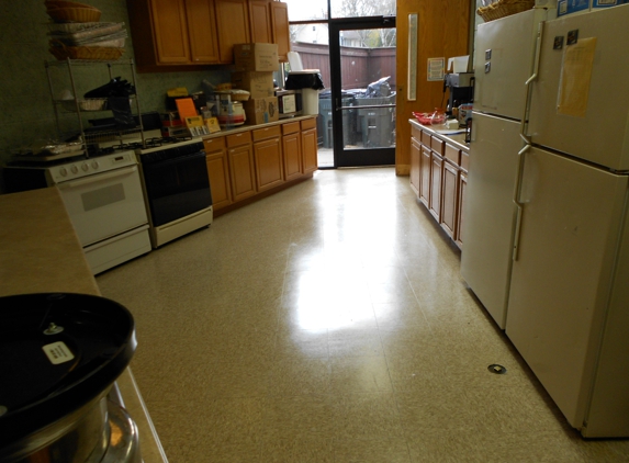 D & M Commercial Cleaning Inc - Antioch, IL