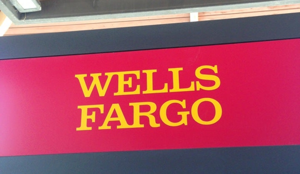 Wells Fargo Bank - Grand Prairie, TX