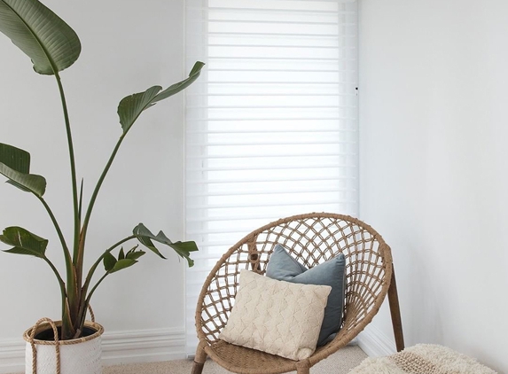Murray's Wallpaper & Curtain Gallery - Mitchelton, QLD
