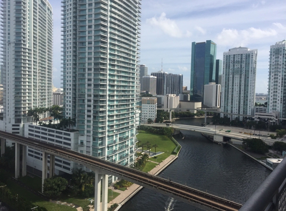 Neovertika-2526 - Miami, FL